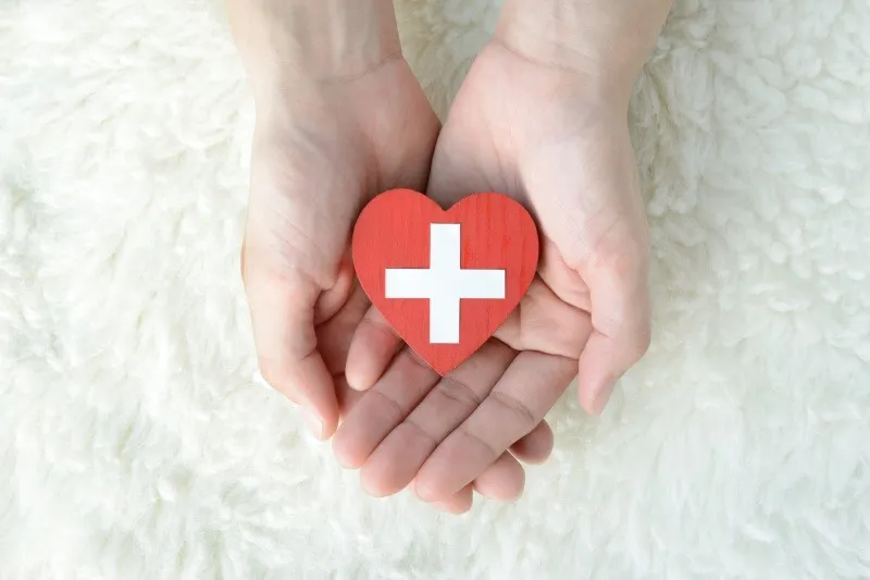 内科が警鐘!花粉症治療とステロイドの意外な危険性